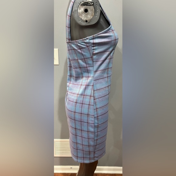 Just Polly Sleeveless Plaid Mini Dress - Picture 9 of 13